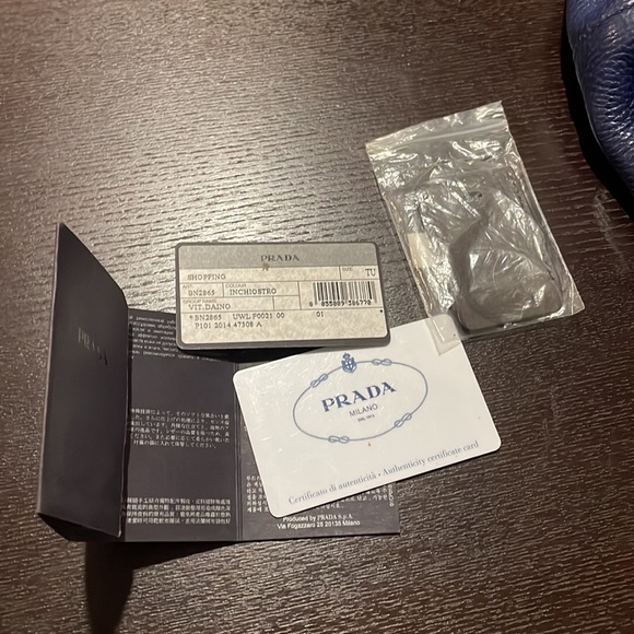 Authentic Prada bag Vit Daino - Picture 7 of 9